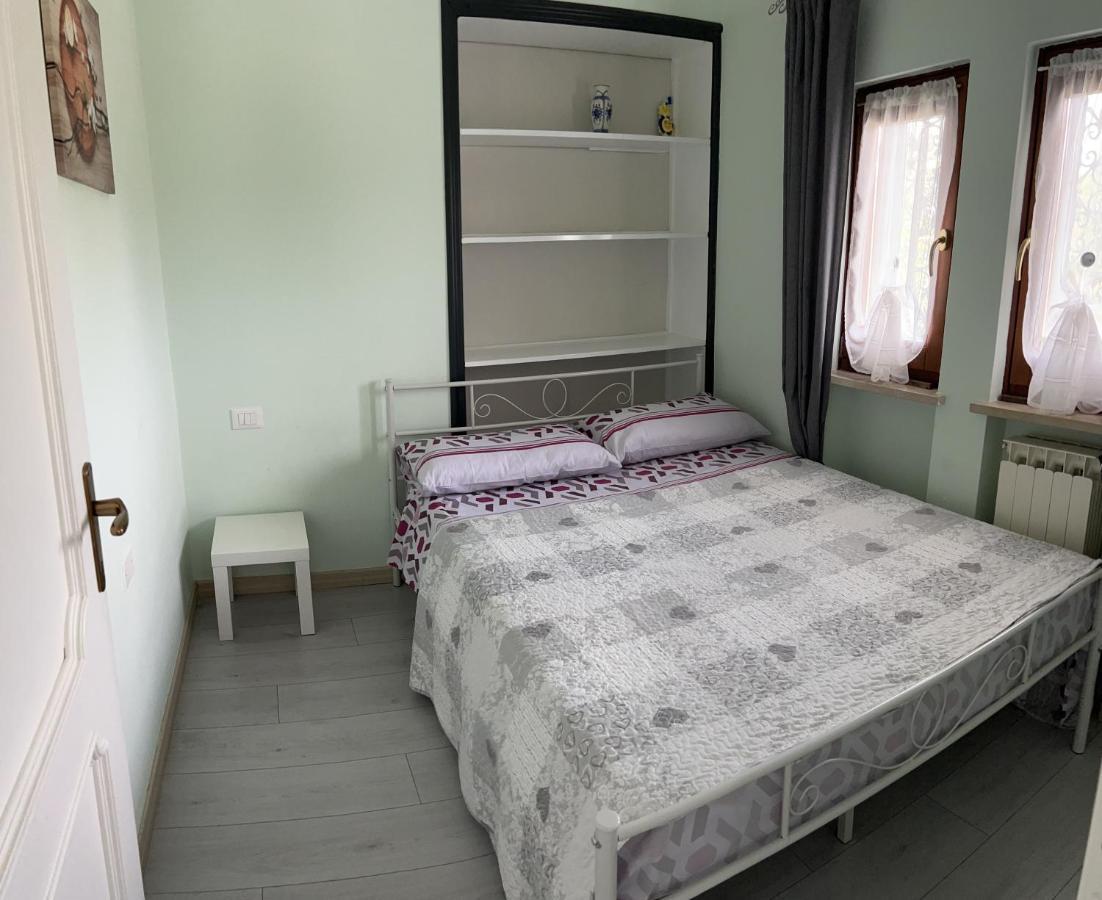 Residence Degli Ulivi Sirmione Eksteriør bilde
